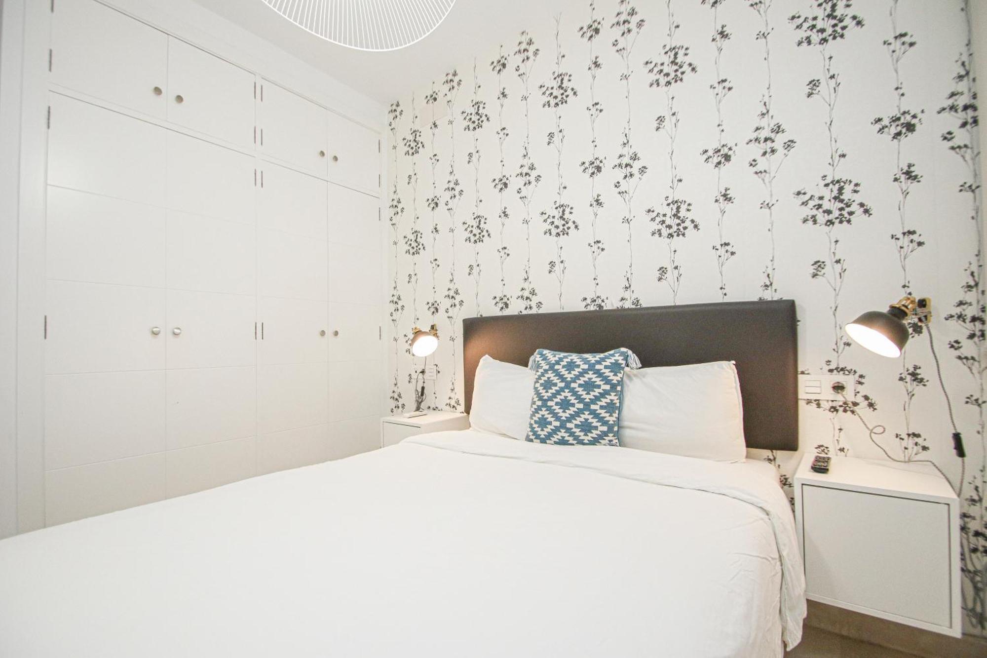Charming Apt In The Center - 10M Walk Isla Magica Sevilha Exterior foto